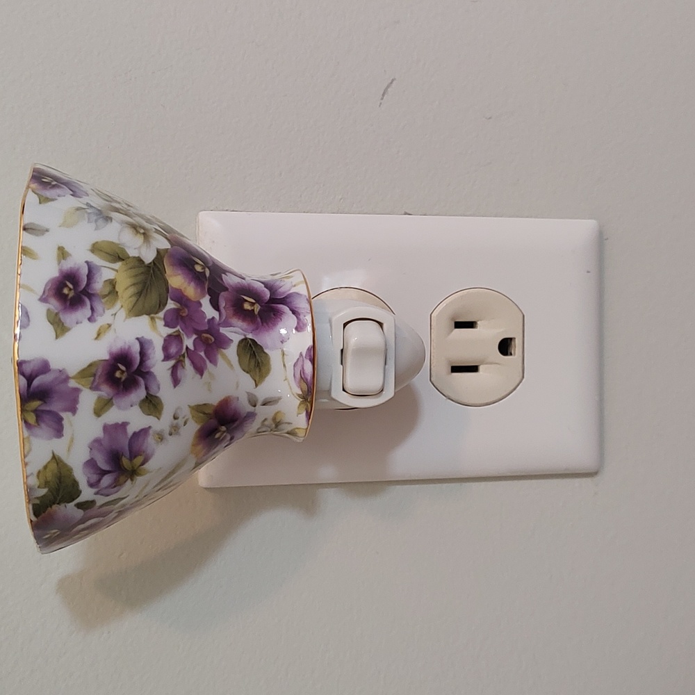 Night light, Formalities by Baum Bros